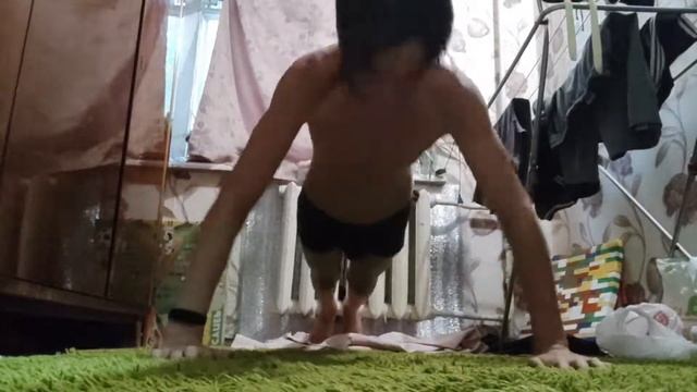 1000 отжиманий в день, 17 июля смотреть онлайн