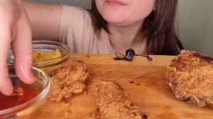 Мукбанг КРЫЛЬЯ И НОЖКИ KFC