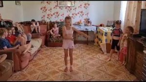 Танец с элементами гимнастики