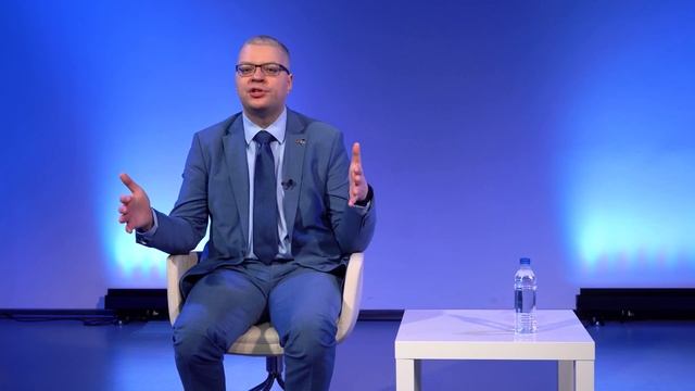 20 вопросов экономисту Олегу Шибанову о работе центральных банков смотреть онлайн