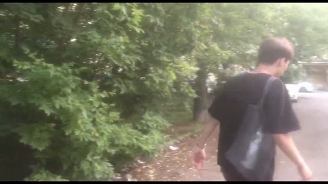 я заболел смертельной болезнью, но тем не менее счастлив смотреть онлайн