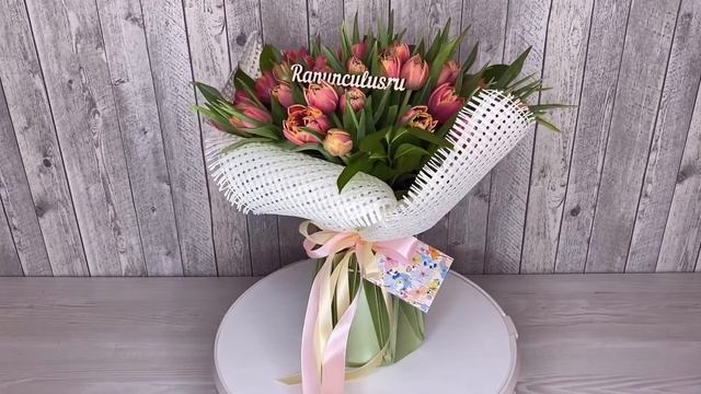 Букет из тюльпанов сорта  Columbus смотреть онлайн