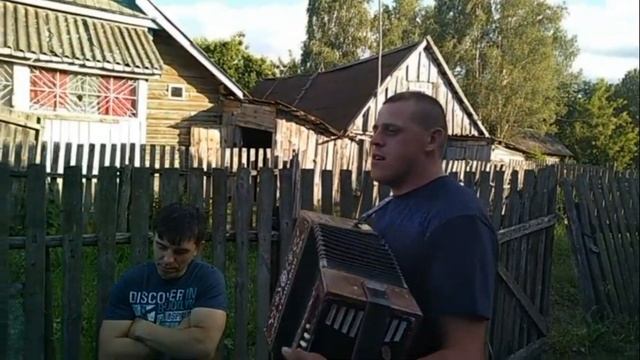 Санёк рвет меха на троицу в родном селе,в Мордовии.Встреча с братьями и сестрами. смотреть онлайн