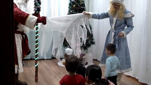 Новогодние утренники. Центр 7 Пядей смотреть онлайн