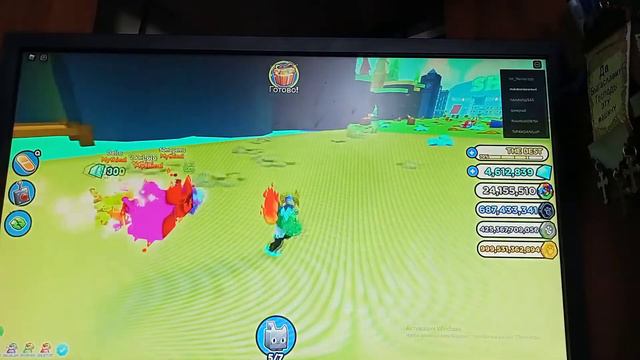 (пет симулятор) открыл яйца за Tech coins и открыл яйца за rainbow coins смотреть онлайн