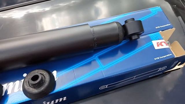 Амортизатор KYB задний масляный Ланос смотреть онлайн