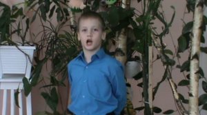 Страна читающая — Михаил Ещенко читает произведение «Лисица и виноград» И. А. Крылова