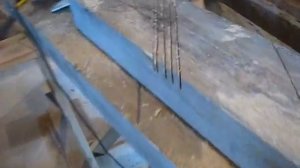 Как сделать двух маршевую с площадкой лестницу в доме.