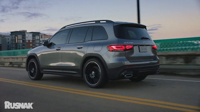 2020 Mercedes-Benz GLB SUV - Special Lease смотреть онлайн