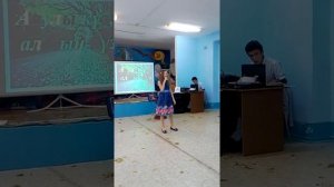 Распахнула в мой дом окно и влетела беспроса в открытое сердце...