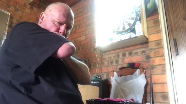 “Chokin’ the Chicken” - Laney Cub 10 amp with harmonica смотреть онлайн