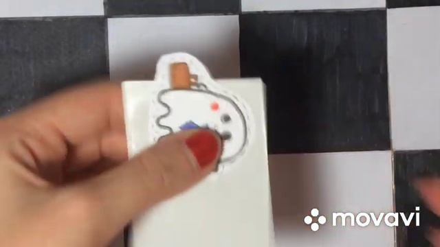 ? Как из обычных картинок сделать наклейки ?