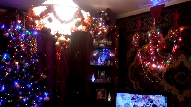 Новогоднее оформление квартиры заряжает позитивом на целый год! смотреть онлайн