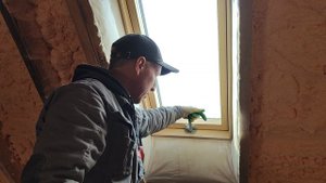 Установка мансардного окна Руфлайт 55*98