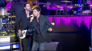 Enrique Iglesias - I Like It! (Live)