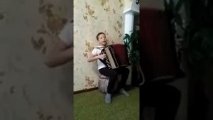 Военная песня "Идет солдат по городу по незнакомой улице" Кирилл 11 лет