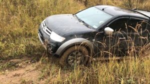 Off-road 4x4 Mitsubishi L200 triton Extreme no tuning