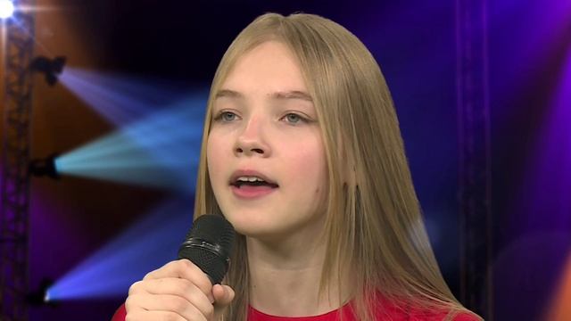 Дарья Надеина 15 Лицей г. Ставрополя, 13 лет
"Россия" - муз. Брендон Стоун, сл. TGMMEDIA
