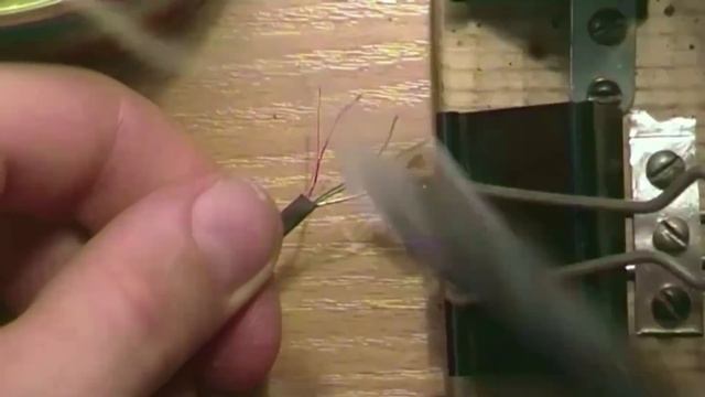 Как починить наушники (Штекер) смотреть онлайн