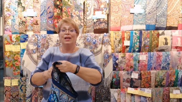 Ирина Дадонова и её работы. Павловопосадские платки в Минске. Алёна