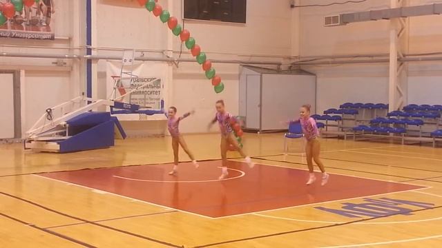 Сурикова Полина Тикунова Лера Фурик Катя. Трио.