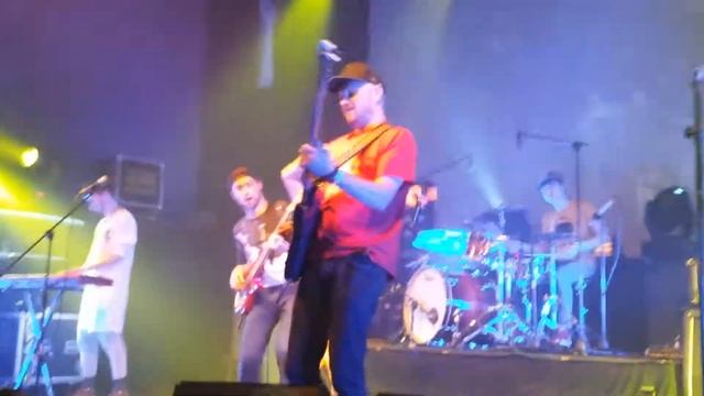 Без Билета - Мечтатели смотреть онлайн