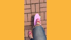 Серия 2! Учимся поворачивать на пенни борде!