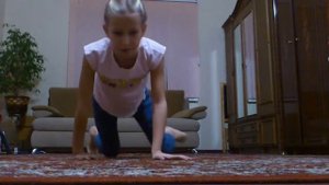 Как научится делать мостик стоя