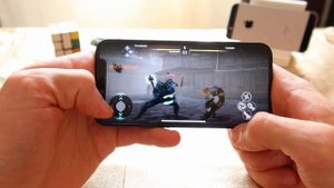 iPhone 12 mini не для игр!