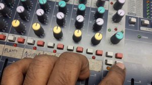 Soundcraft EFX 12 Live mixer Review and FX setting
