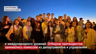 Ямальские выпускники встретили «Алые паруса» в Петербурге
