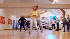 Janis & Zoé | Conor Maynard | Bachata Remix | Bachata Sensual | Couple Dance | Baile | Paartanz