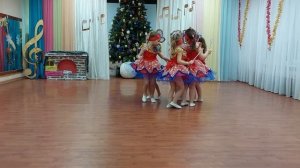 Танец  Звездочек, средняя группа, МАДОУ "Детский сад №21 "Алёнка"