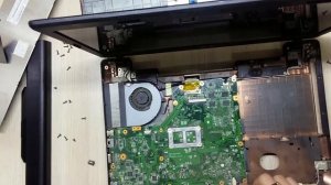 КАК РАЗОБРАТЬ НОУТБУК ASUS X54h\КАК ПОЧИСТИТЬ НОУТБУК ASUS X54h\ КАК ЗАМЕНИТЬ ТЕРМОПАСТУ ASUS X54h