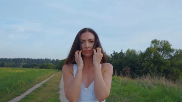 Стихи Софии Принц - "Оголённые дороги". Poems by Sofia Prinz. смотреть онлайн