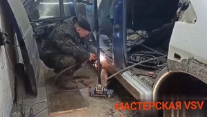 Пороги из профильной трубы 100 на 100 со стенкой 3мм для Мерседеса Vito