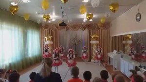 Танец "Красная шапочка и серый волк"
