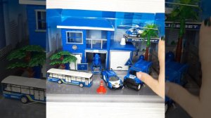 Детский игровой набор Полицейский участок с машинками, 95533 36