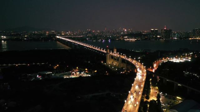 南京长江大桥夜景 смотреть онлайн