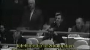 Эмоциональное выступление Хрущева (якобы с ботинком) 12 октября 1960 года.