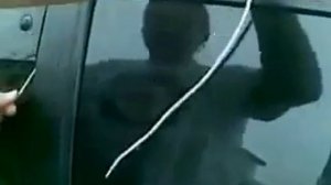 как открыть машину без ключей за 10 секунд