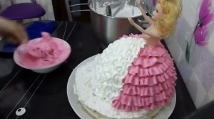 Как сделать торт Кукла БАРБИ без формы своими руками. Tort barbi Наталья Торт Sweet stories