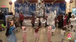 Хоровод "Шёл по Греции медведь..." (песня про песню про ёлочку) | Daycare "Teremok" 2017