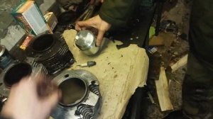 Измеряем цилиндры Днепр и К750: Косяки расточки и виды износа.