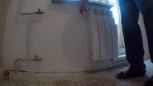 Как установить радиатор (батарею) отопления в квартире!