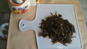 Салат из морской капусты со свеклой
