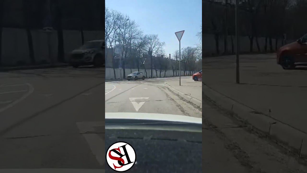 Автошкола"Ралли Шоп"Ученик на перекрестке.#автошколамосква #автошкола #хочуправа #вождениеавтомобиля