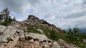 Поход на хребет Зюраткуль, экотропа вдоль озера.