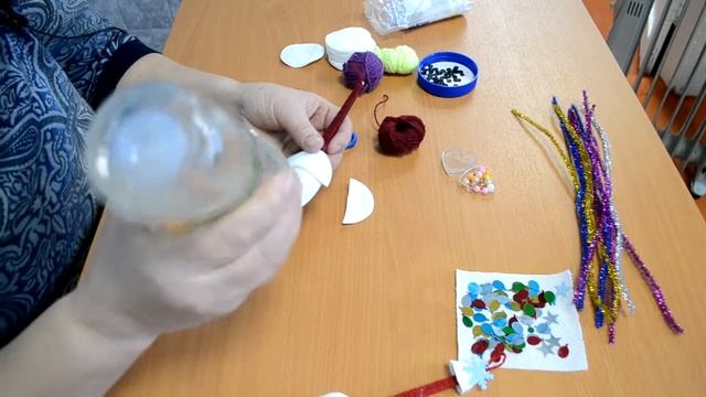 Соловьева Н.И.- мастер класс (дед мороз из одноразовых ложек). смотреть онлайн