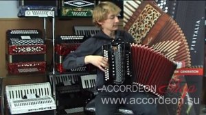 Гармонь Scandalli. Играет Павел Уханов